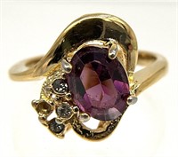 Costume Jewelry Ring, Size 5