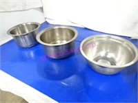 LOT, 3 PCS, 2 INDUCTION POTS & 1 S/S MIX BOWL