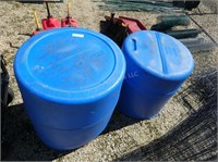 2 plastic barrels