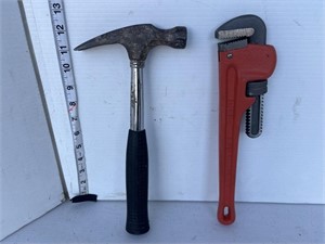 Hammer & Pipe wrench