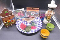 16 PIECE DECOR SET - PLATTERS, COOKIE JAR, ETC