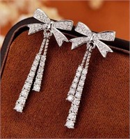 0.9ct Natural Diamond Dangle Earrings 18K Gold