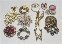 Lot Vintage Costume Jewelry Brooches rhinestones