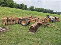 AC? APPROX 19' WIDE DISC