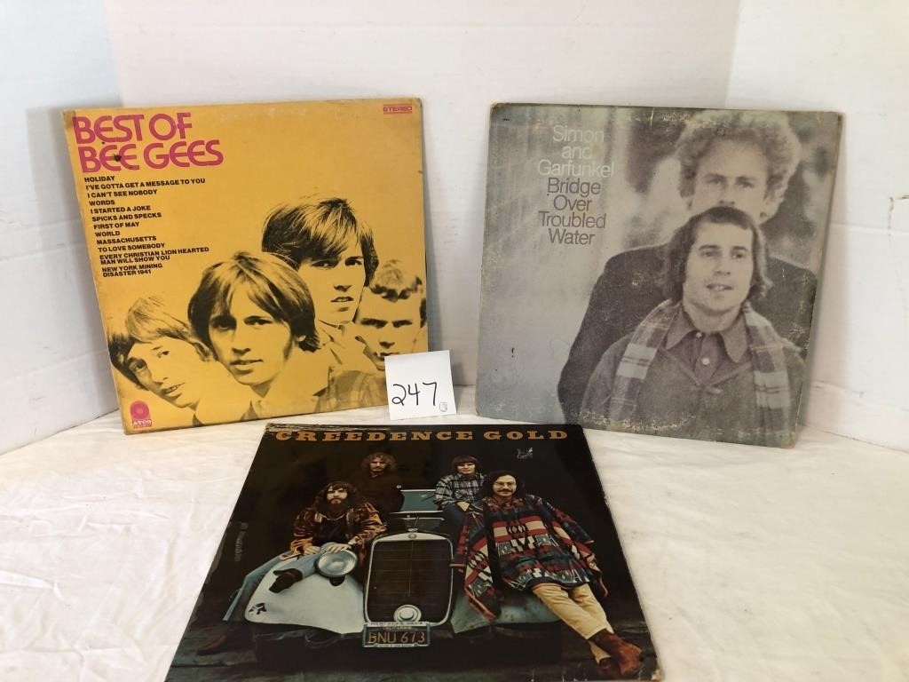 3 LPs-Bee Gees, Simon & Garfunkel, Creedence Gold