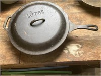 Lodge Cast Iron Skillet with Lid