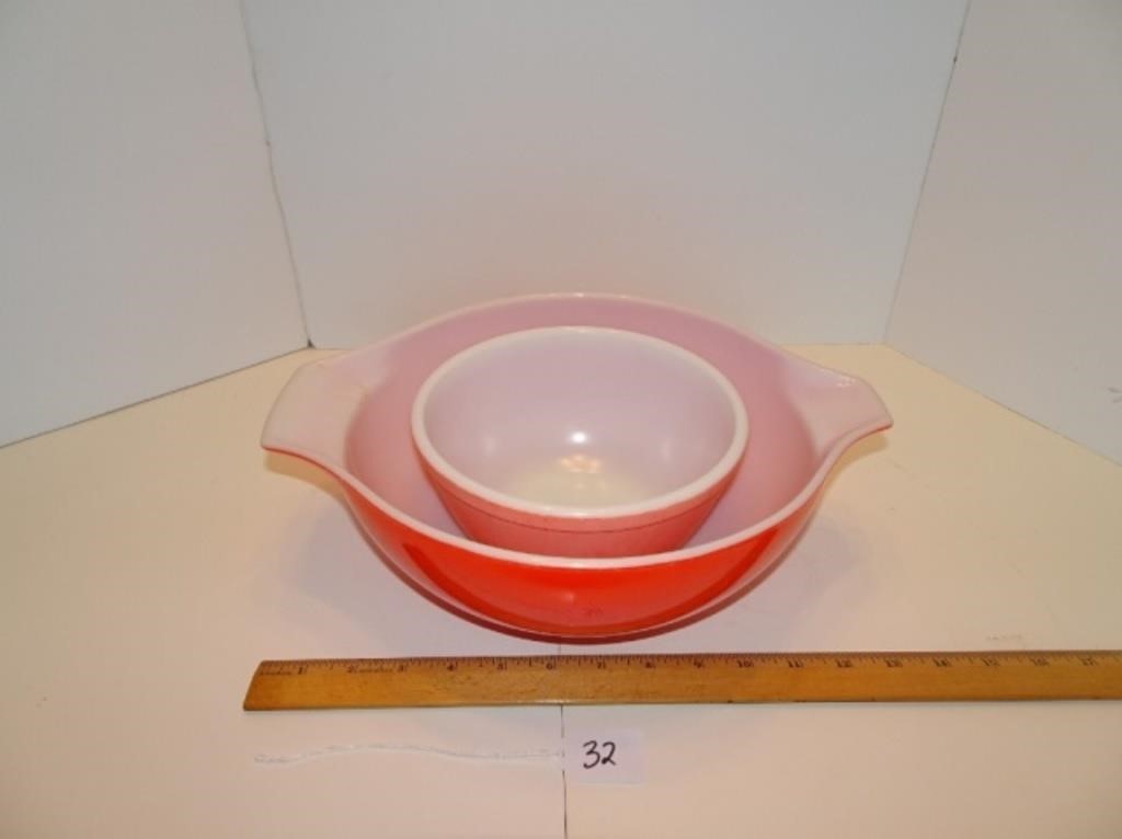 Pyrex Orange Cinderella 4 Qt And Pink 402 Bowl