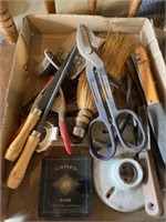 CAMEL TIN, MISC TOOLS