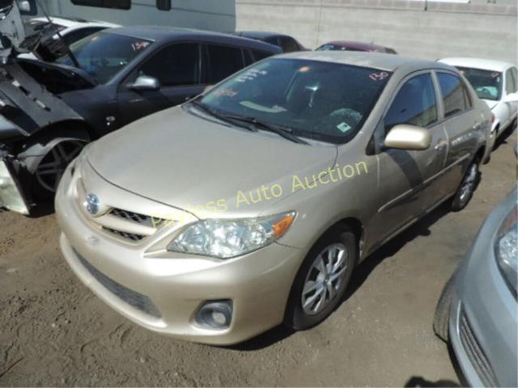 2013 Toyota Corolla 5YFBU4EE2DP098260 Beige