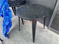 ROUND METAL TABLE - 30"