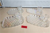 Vtg Federal Glass Iridescent Snack Tray Set