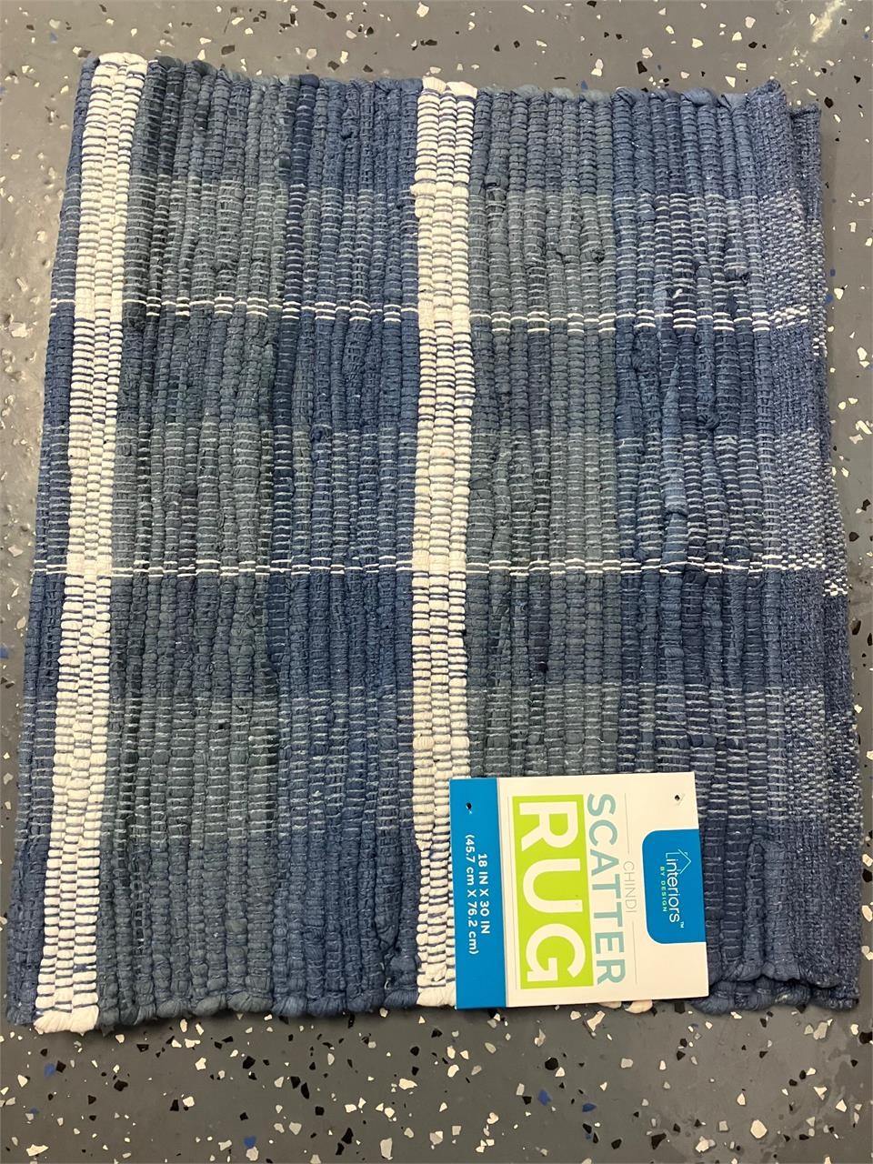 Blue/white scatter rug 18x30 inchs