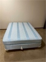 Full Size Hollywood Bed Frame & Mattresses