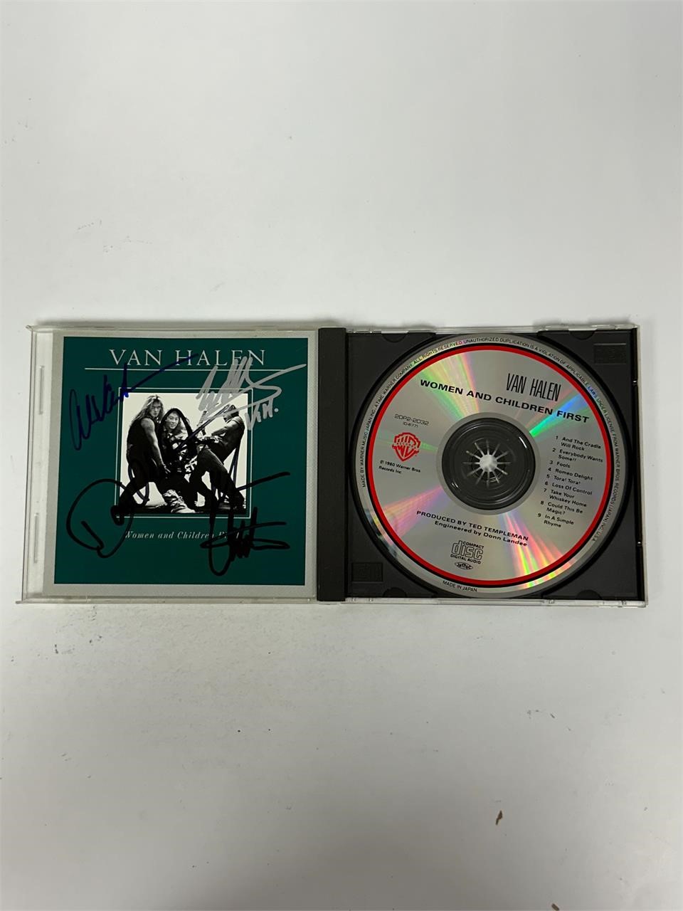 Autograph COA Van Halen CD