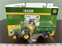 Ertl John Deere 83220 R tractor with green cart