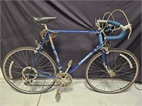 Raleigh Grand Prix Bicycle (Flat Tires)