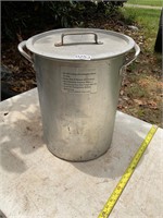 Large aluminum pot- heavy cooker pot with lid
