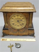 Antique Wood Case Seth Thomas Mantle Clock
