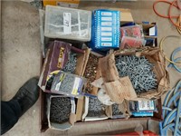 Tray & Large Qty Assorted Metal Screws