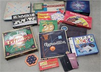 Box of old games - Scrabble, aggravation,