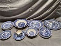 VTG Assorted Blue Willow Dishes