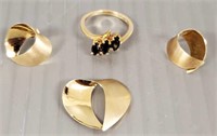 Gold jewelry including 10K ring, pendant &