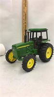 ERTL-die cast John Deere 4455 tractor- 1:32 scale