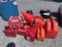 8 gas cans