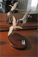 Ducks sculpture