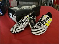 New Adidas Nemeziz children's football cleats,