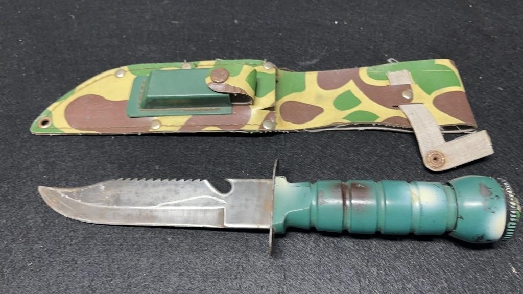 Knife With Case