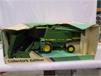 Ertl Collector's Edition John Deere 9600 Combine,