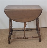 Early 1900s Drop Leaf Side Table