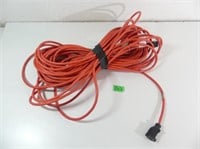 100 FT Outdoor Extension Cord, used