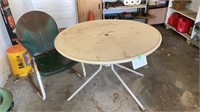 Vintage outdoor table and Chair Metal