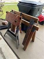 PAIR SAWHORSES, B&D CLAMP STYLE WORKMATE