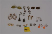 65K: (12) sets slip on earrings
