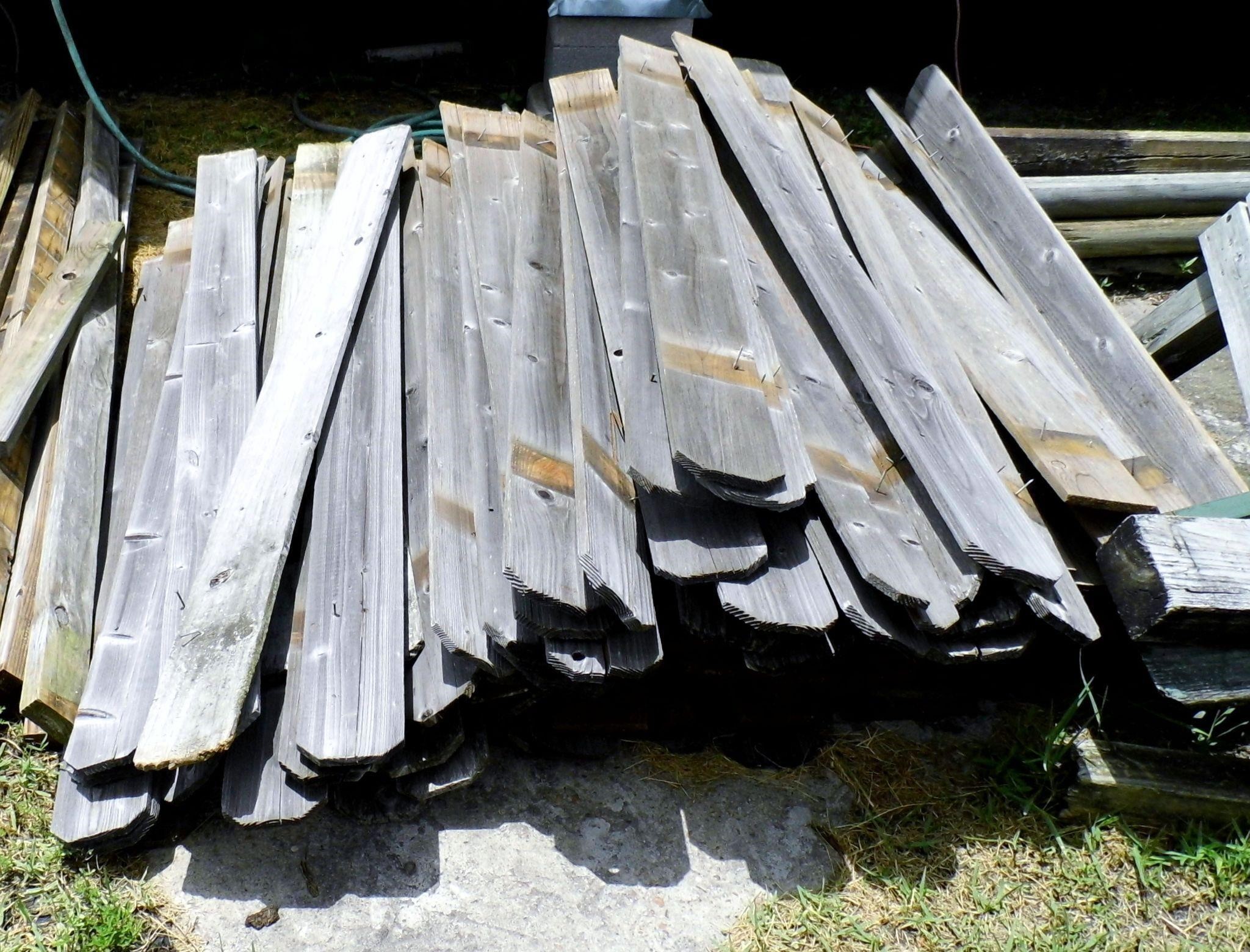 Large Lot of Weathered 6 Ft. Fence Slats