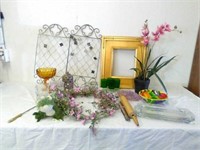Decorative wreath, candle holders, Amber glass