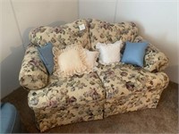 LIKE NEW UPHOLSTERED LOVE SEAT