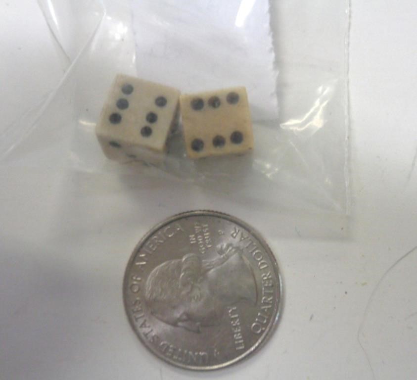 1800'S HANDMADE BONE DICE 9MM