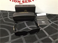 Versace Men’s Sunglasses & Case Black