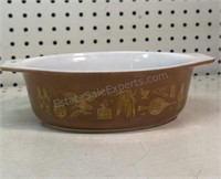 Pyrex American Weathervane casserole dish