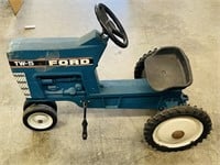 Vintage ERTL Ford TW-5 Pedal Tractor