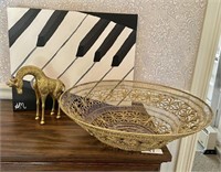 Brass wire bowl, brass giraffe, painting
