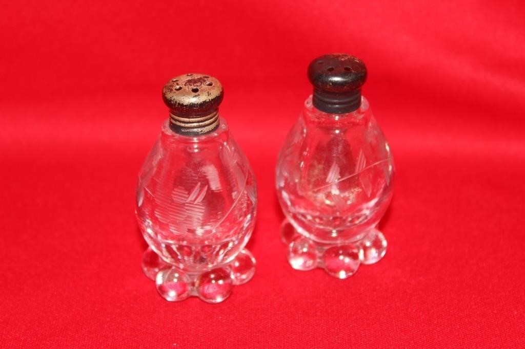 Sterling Silver Top, Glass Salt and Pepper Shaker
