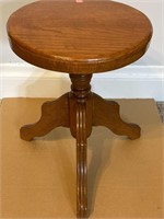 Wooden piano stool damage to seat attachment