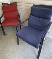 2 Patio Deck Chairs