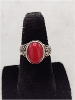 .925 Silver Ring w/Red Stone TW: 7.8g