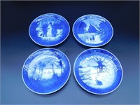 ROYAL COPENHAGEN PLATES SET OF 4 VINTAGE ANTIQUE